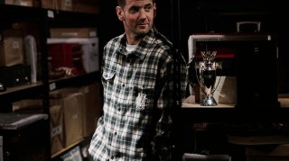 曼联四十老臣将续约！拉爵看重其一优势，创纪录比肩吉格斯范德萨