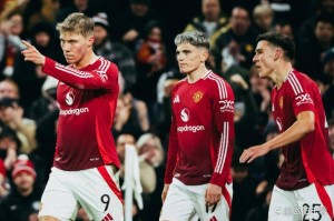 英超爆冷夜，红魔主场遭保级队掀翻，升班马2：1成功上岸